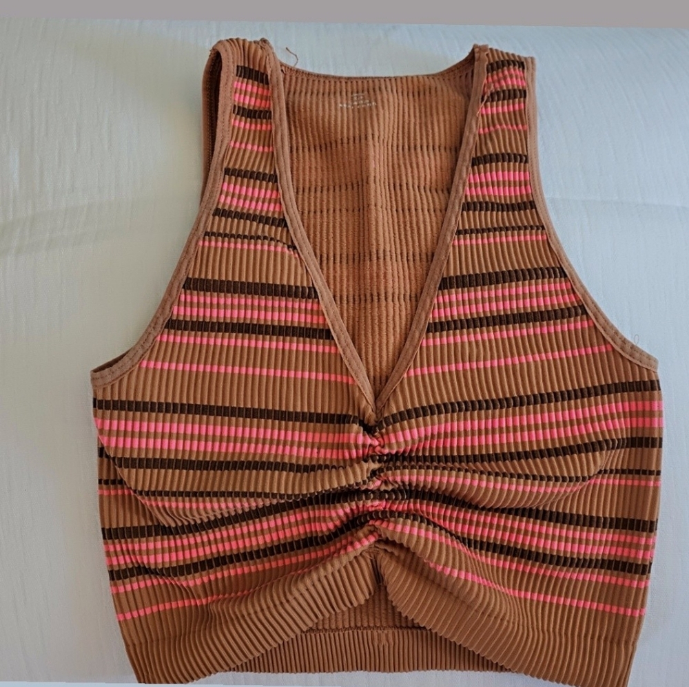 Tops, AERIE